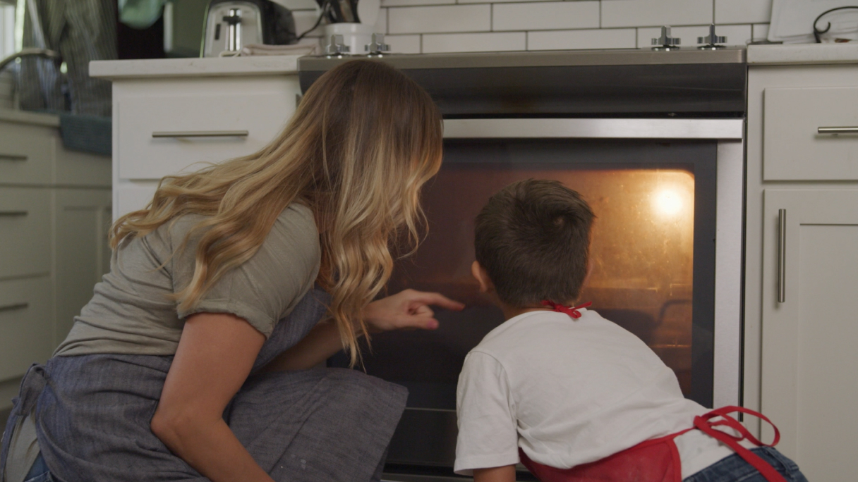 Customer story video thumbnail electrolux
